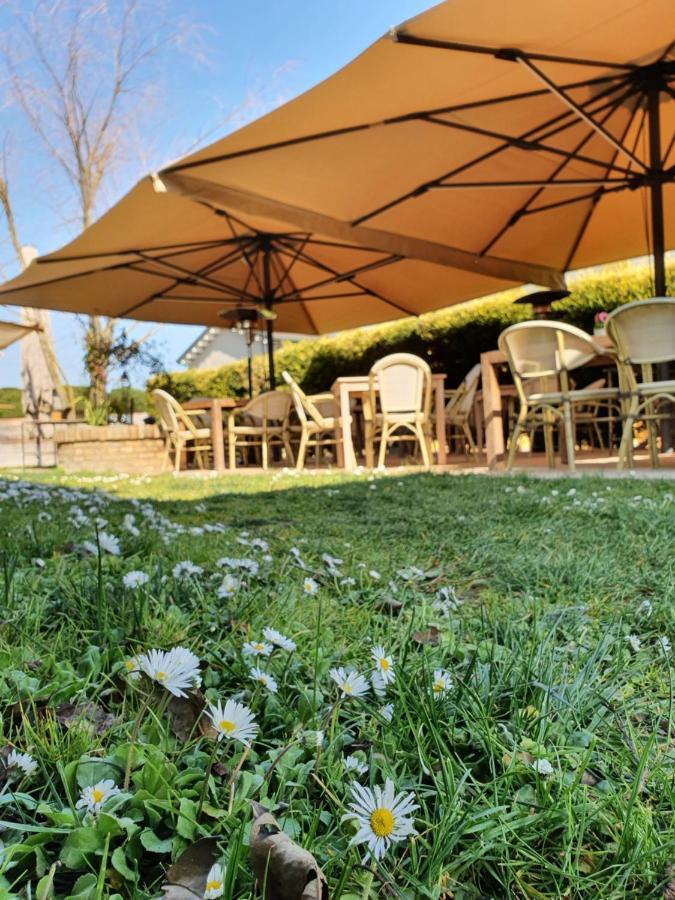 Osteria E Locanda Del Viaggiatore Russi Bagian luar foto